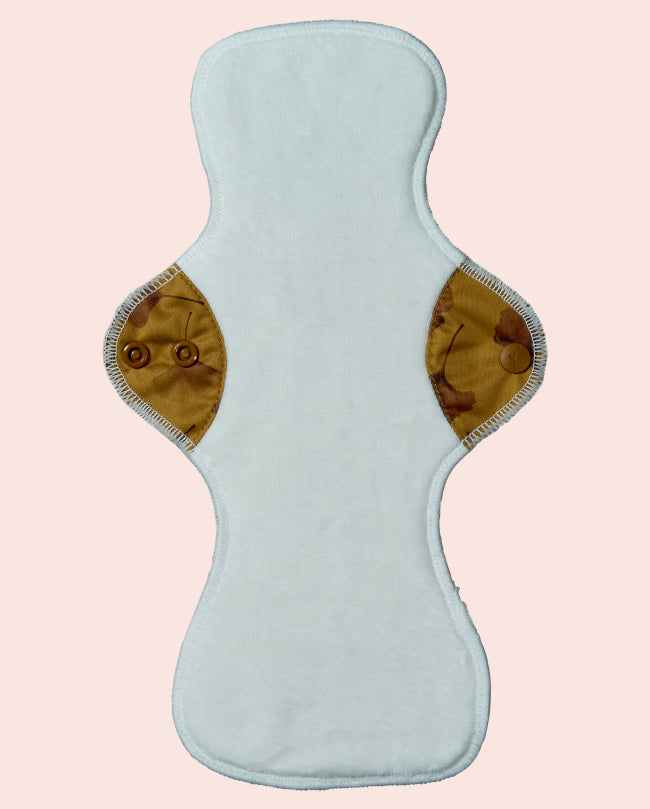 
                  
                    Timglasformad tygbinda, bambu mot huden, 31cm
                  
                