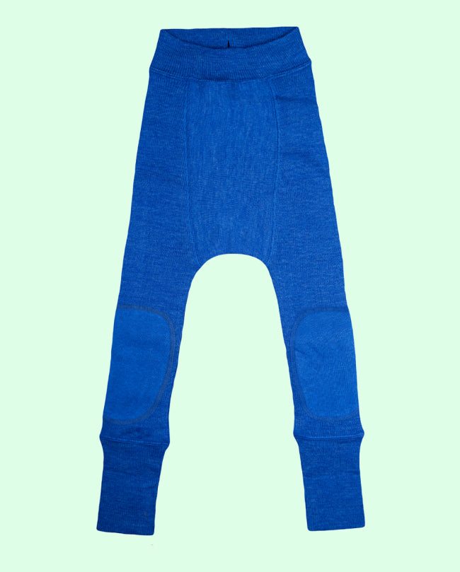 Longies med ovala knälappar i ribbstickad merinoull från ManyMonths, färg Classic Blue