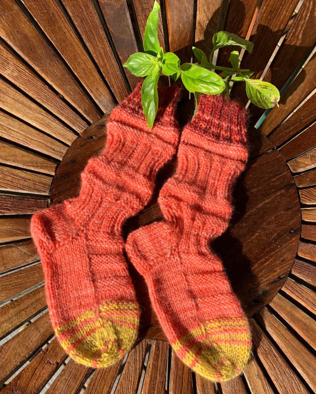 Tågsockor av restgarn, 12cm i foten